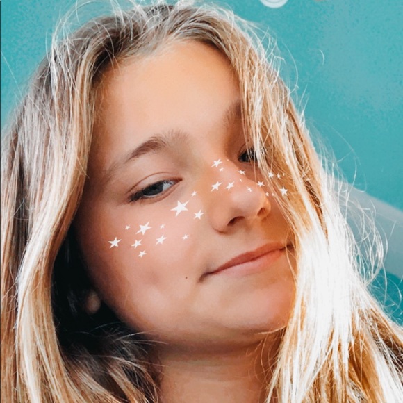 Meet your Posher, Chloe - Picture 1 of 1